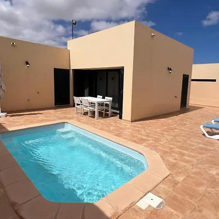 Anahi Homes Corralejo- Dracaena 20 La Oliva